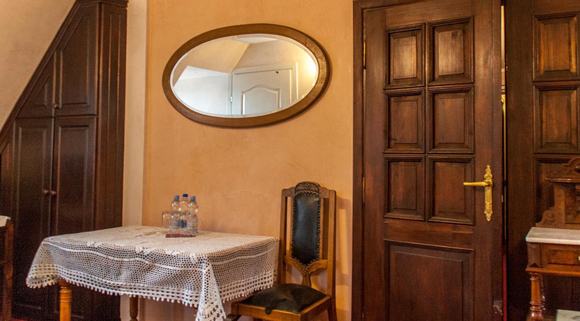 Dwór Anna Acomodação com café da manhã Ciecierzyn Quarto foto